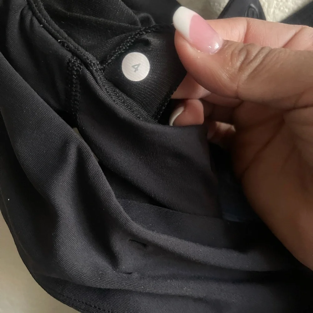 Lululemon tank size 4